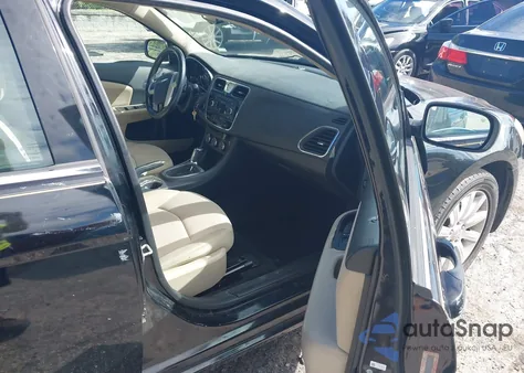 2014 Chrysler 200 Touring из США, поврежденный, VIN 1C3CCBBB3EN178675